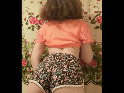 ❤️ La joven sexy hace un striptease grabando sus calzoncillos en la cámara ️ Follar en es.justindianpornx.ru ❌️
